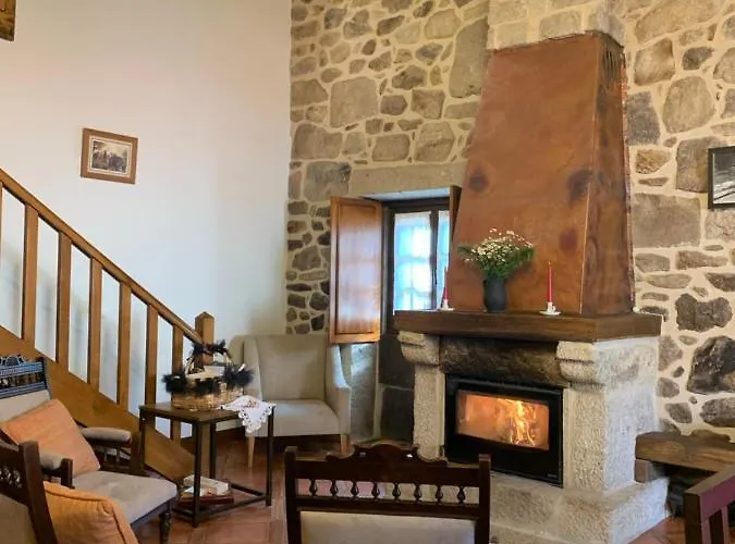 Casa D'campo Ferreira Ferienhaus Pitoes das Junias