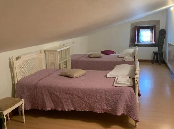 卡萨坎普费雷拉度假屋 *